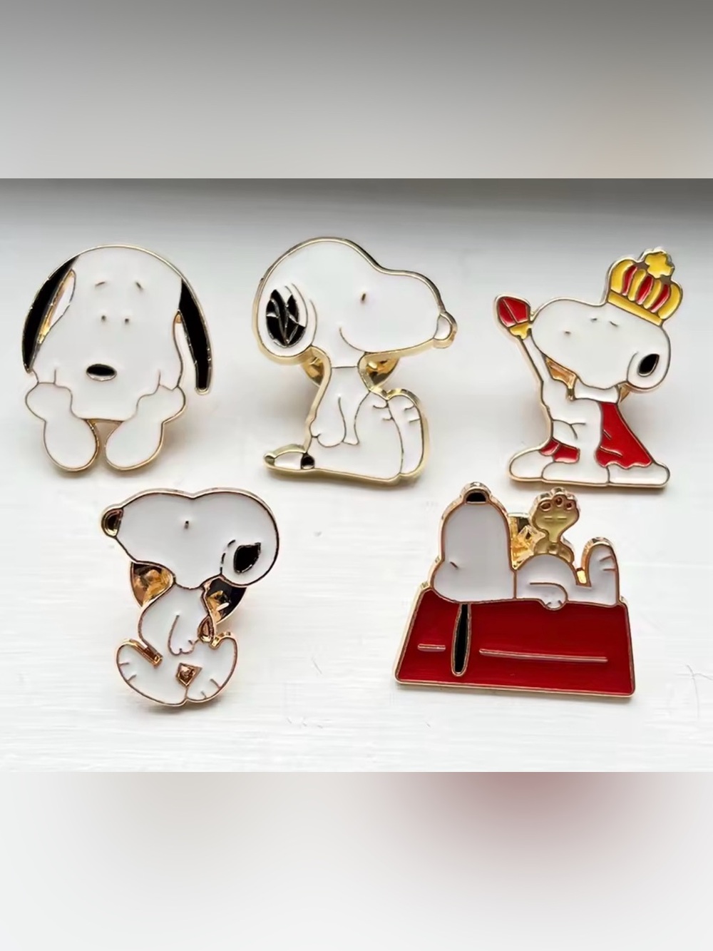 Peanuts Snoopy Enamel Lapel Pin Lot Set of 5 King Doghouse Woodstock Cute bundle
